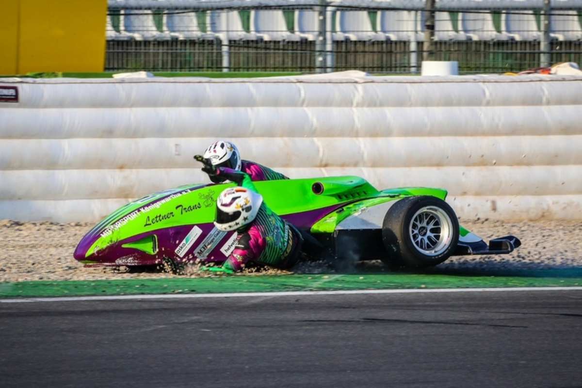 Peter Kimeswenger und Beifahrer Kevin Kölsch