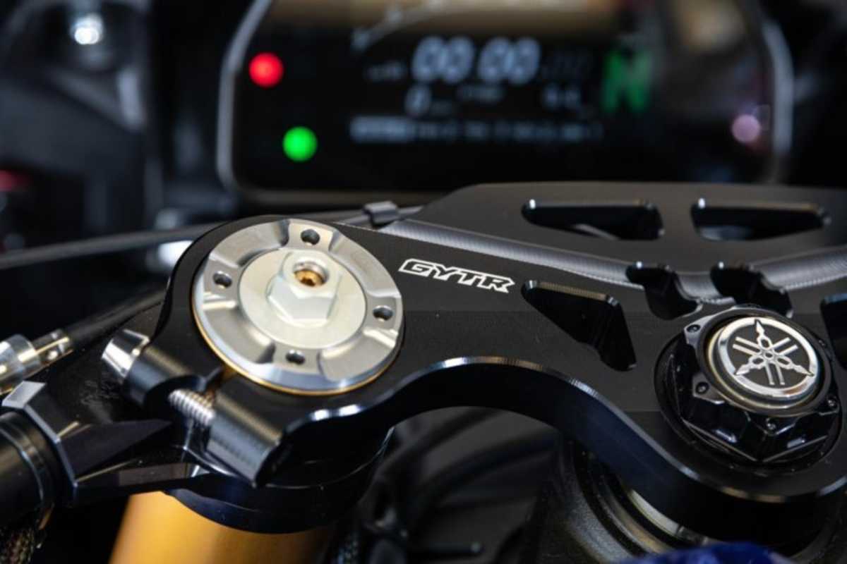 Replika der Weltmeister-Yamaha R1