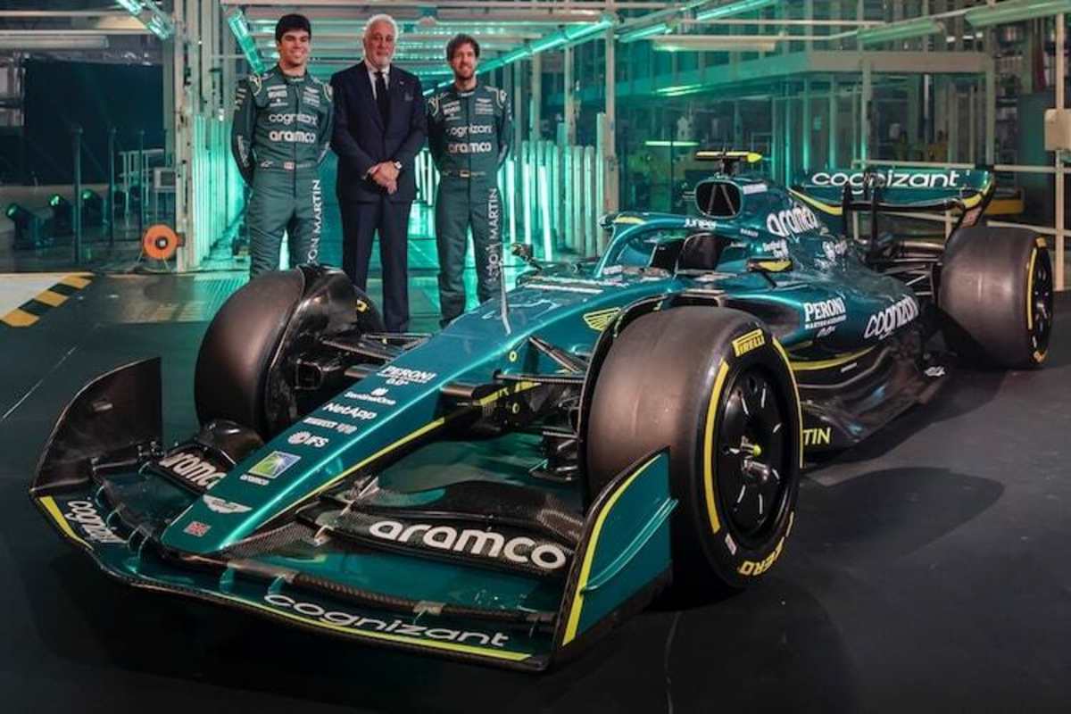 Die Fahrer mit Chef Lawrence Stroll