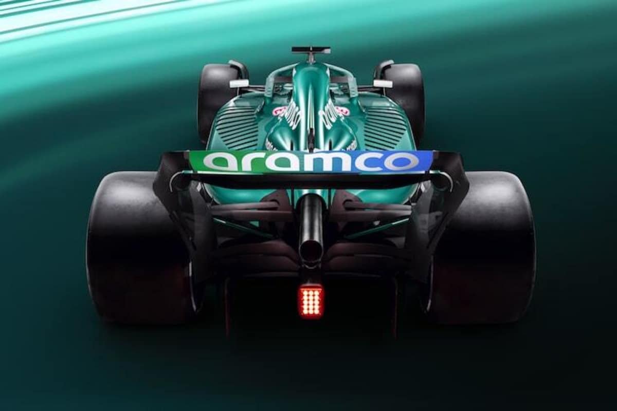 Der Wagen von Sebastian Vettel und Lance Stroll von hinten