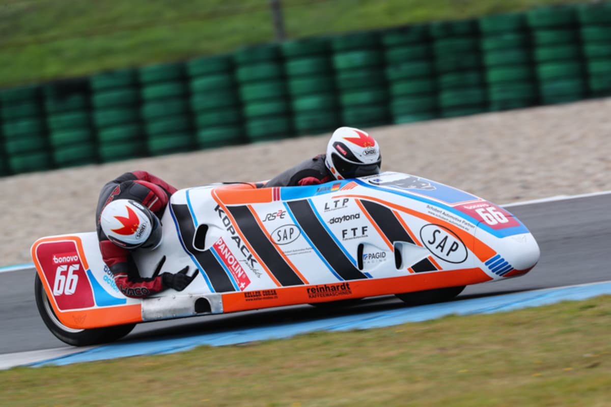 Mike Roscher/Anna Burkard auf ihrer LCR BMW waren schnellstes 1000er-Team