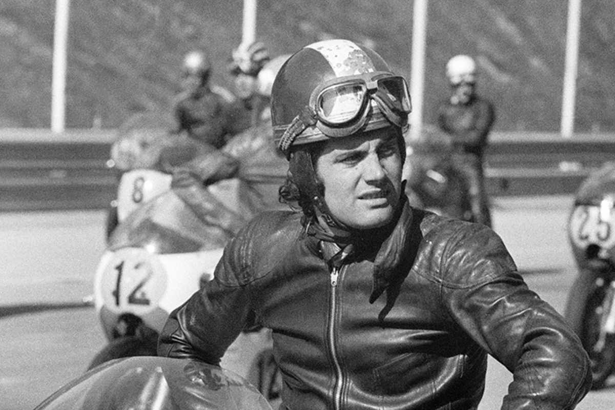 Giacomo Agostini am Start zum Salzburgring-GP 1971