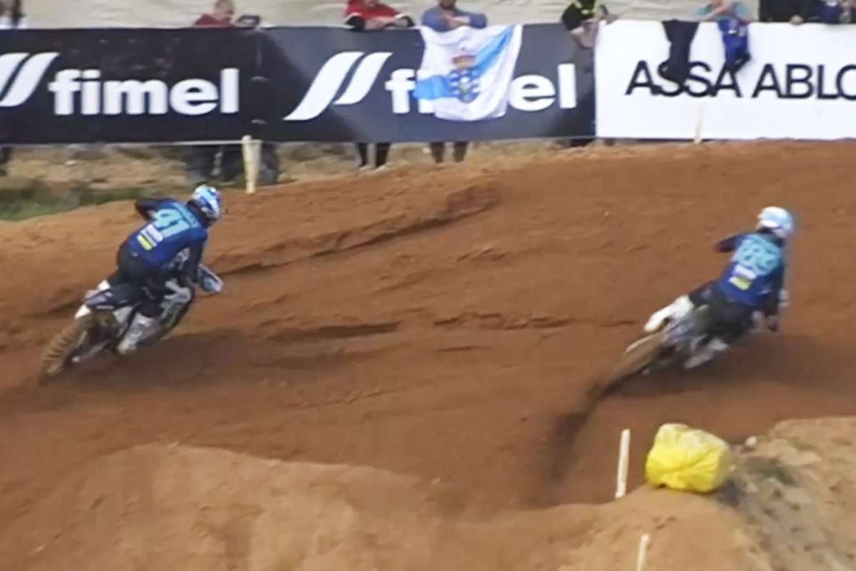 Bogers geht innen an seinem Teamkollegen Jonass vorbei und sichert sich sein erstes Grand-Prix-Podium