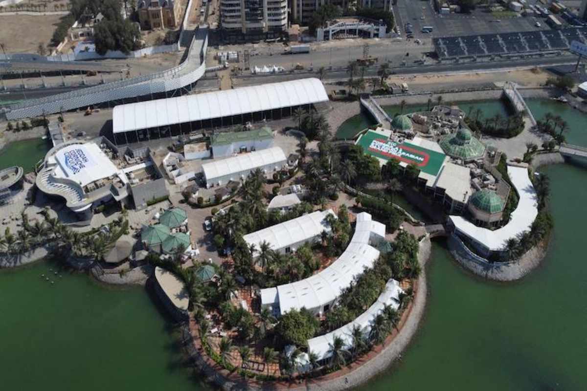 Auf dem Gelände des Belajio Resort ist das Medienzentrum eingerichtet