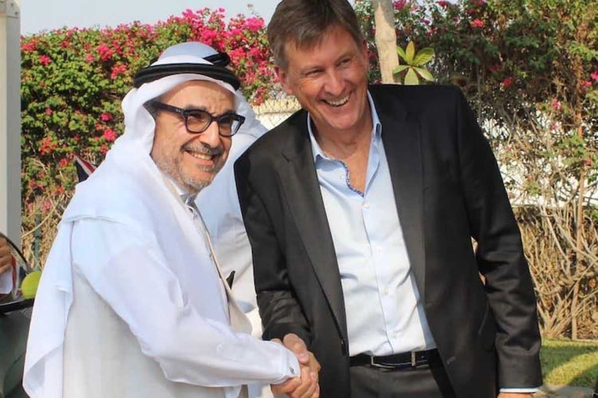 Martin Whitaker (rechts)