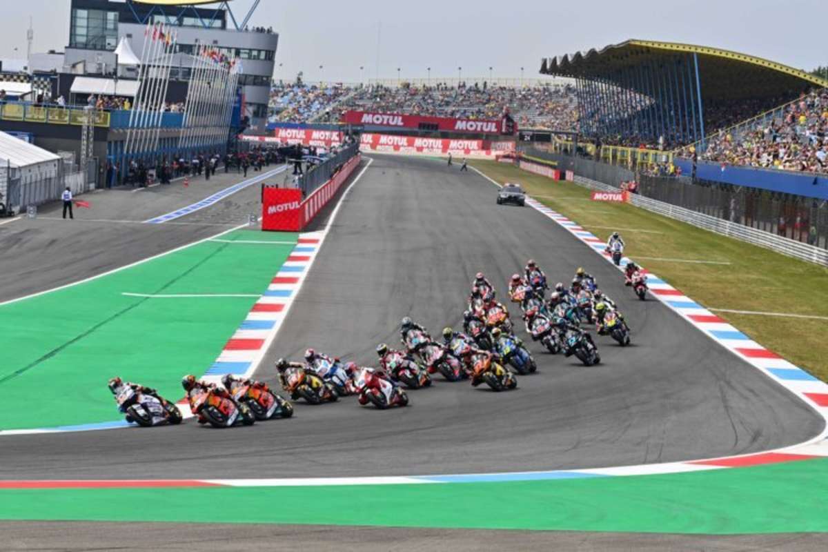 Der Start ins Moto2-Rennen in Assen