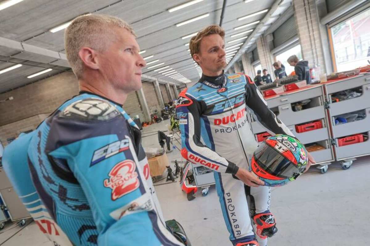 Chaz Davies neben EWC-Routinier David Checa