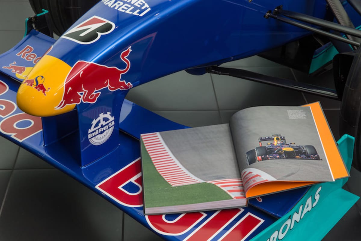 Sebastian Vettel hat für Reinhard ein Vorwort geschrieben