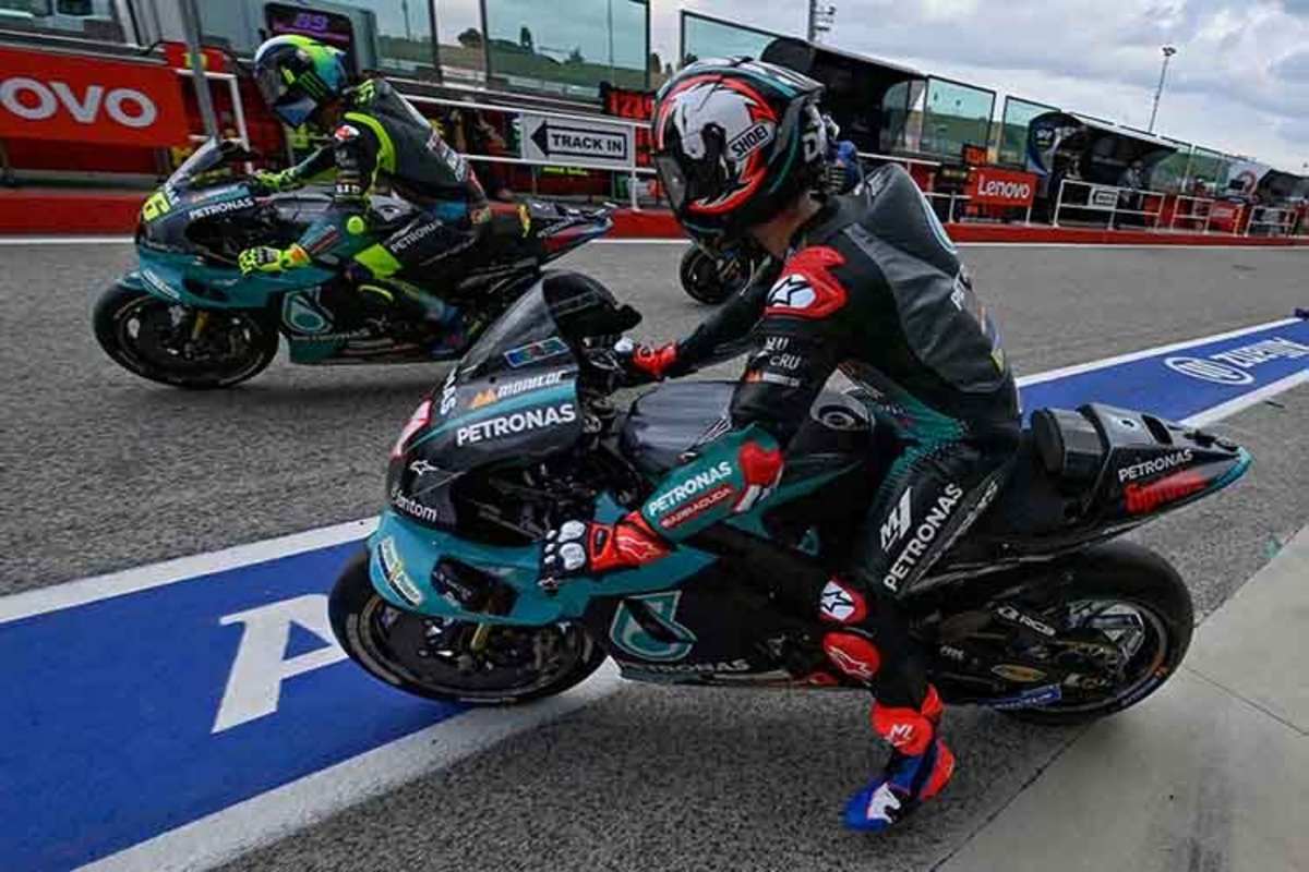 Andrea Dovizioso rauschte um 9.55 Uhr neben Rossi auf die Piste