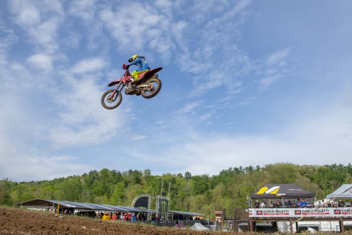 Air-Time für Tim Gajser