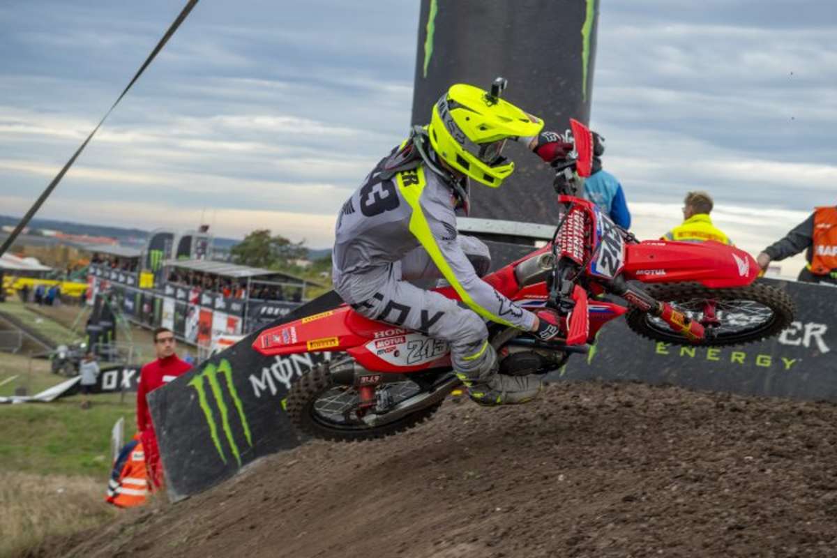 Tim Gajser scrubbte, siegte und holte sich das 'redplate' des WM-Führenden zurück
