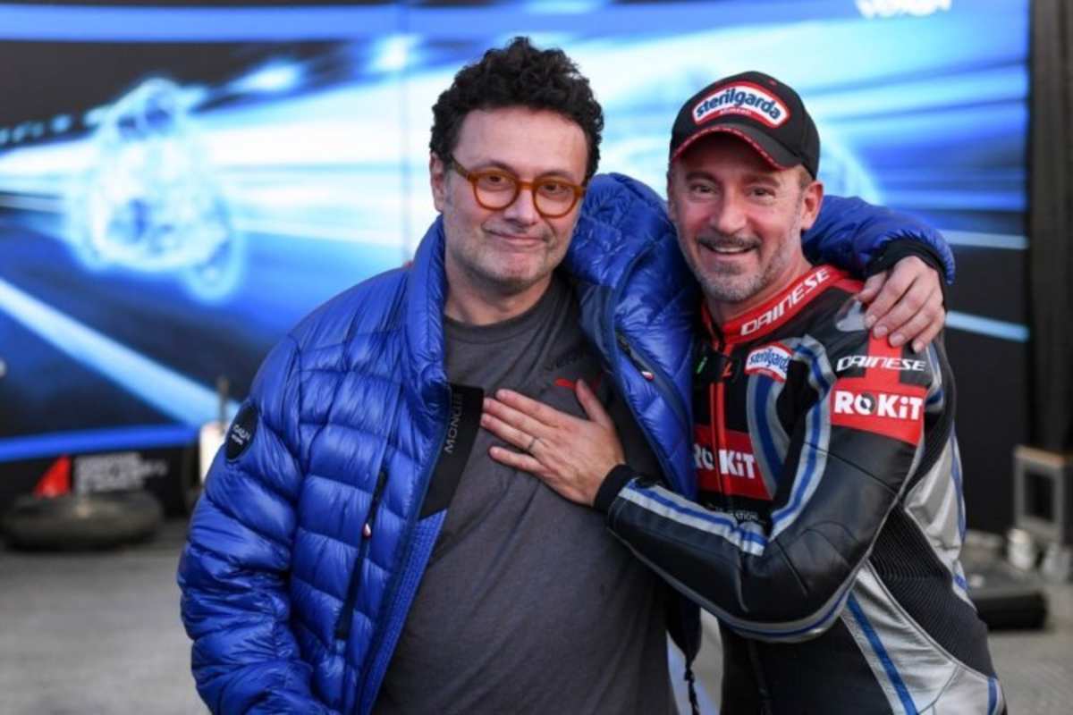 Max Biaggi mit Venturi-Boss Gildo Pastor