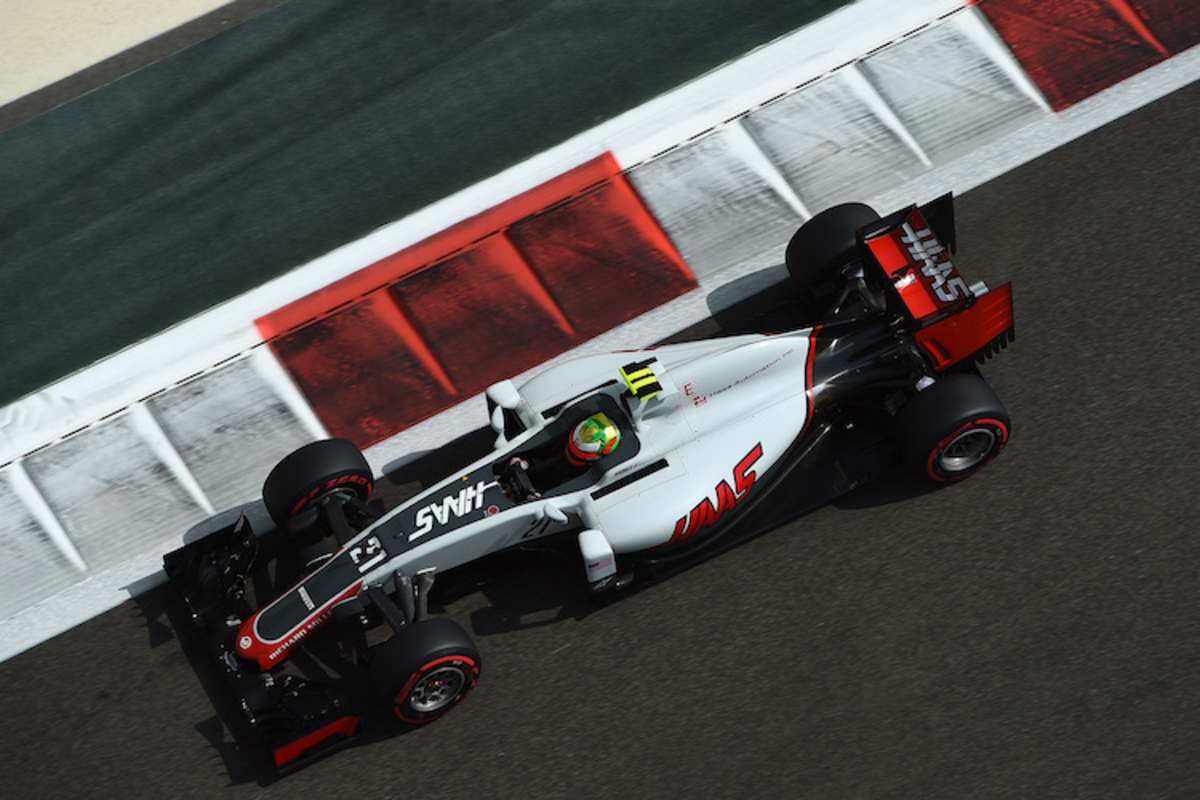Esteban Gutiérrez in Abu Dhabi 2016