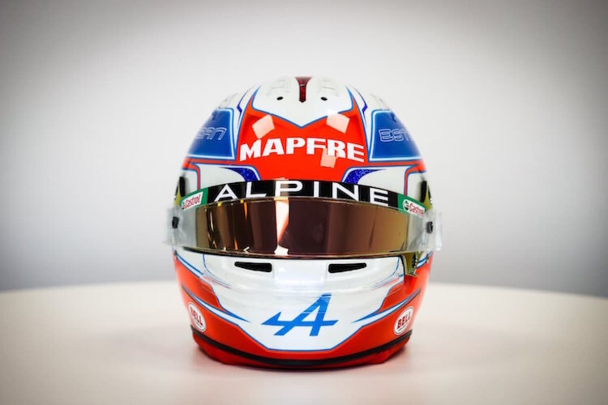 Der neue Helm von Esteban Ocon