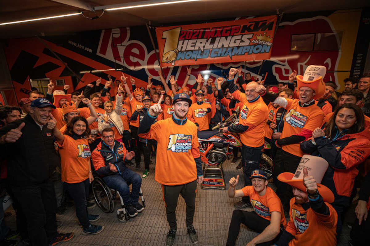 Jeffrey Herlings verneigt sich vor Tony Cairoli