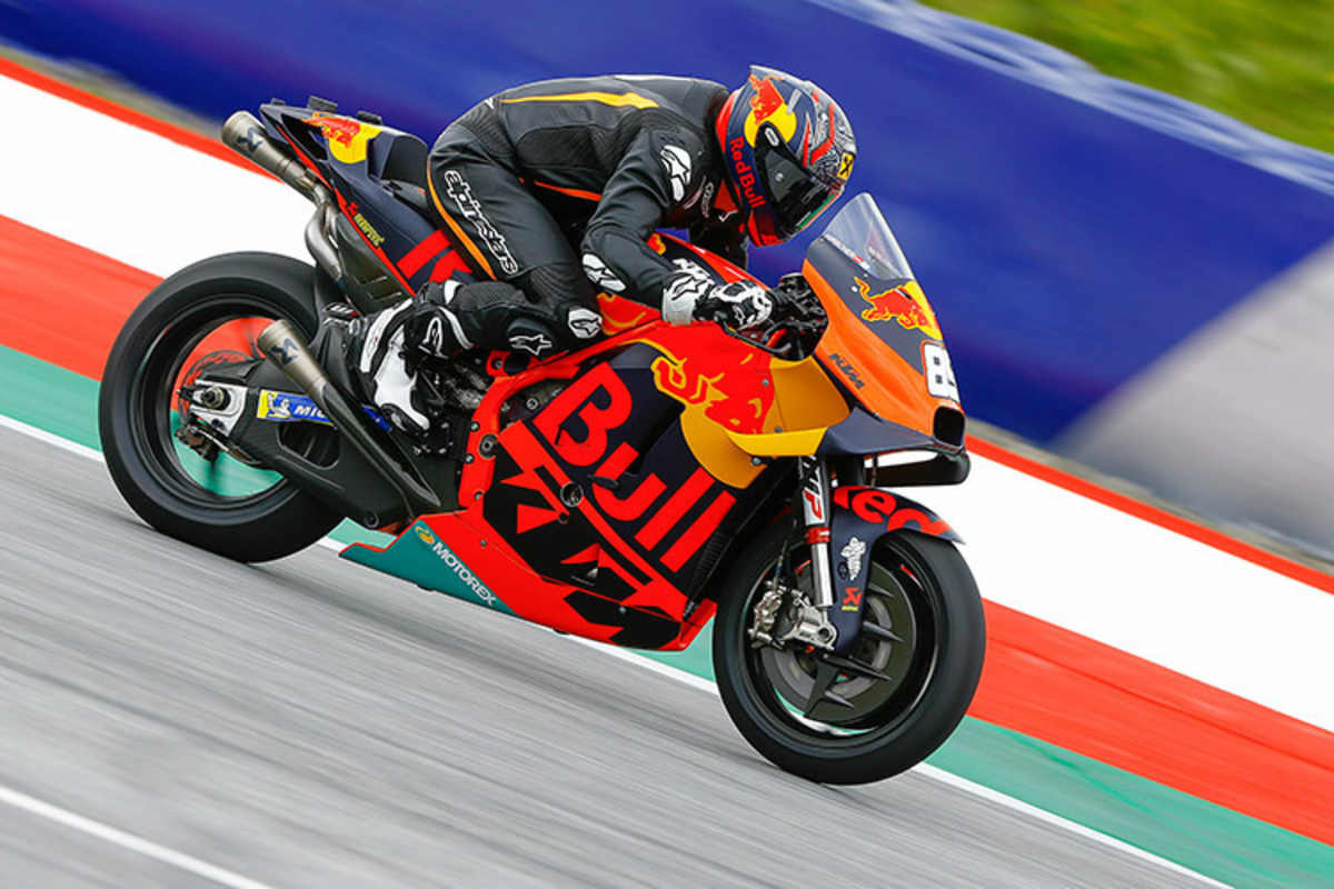 Hirscher auf der KTM RC16 in Spielberg 2019