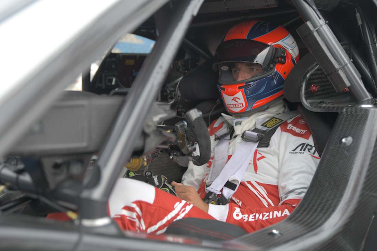 Auf insgesamt 20 Punkte kam er in 18 Rennen