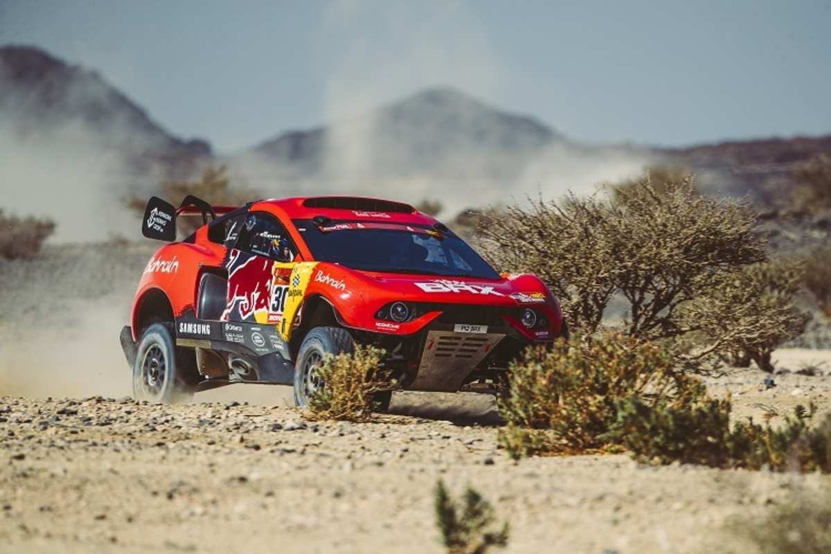 Sebastien Loeb wurde durch zwei Reifenschäden gestoppt