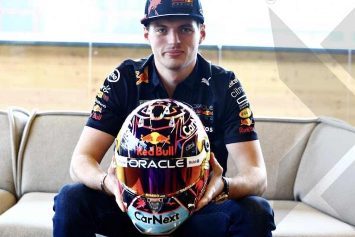Max Verstappen mit seinem neuen Helm