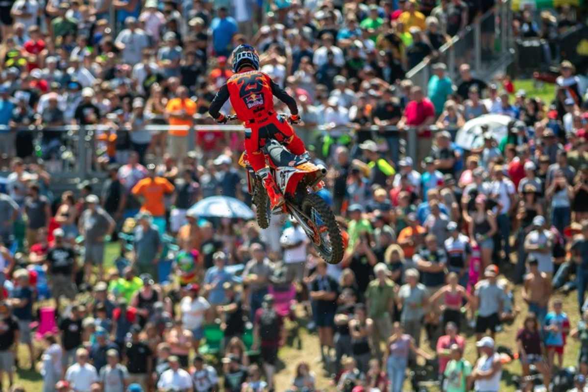 Volle Publikumsränge in Unadilla