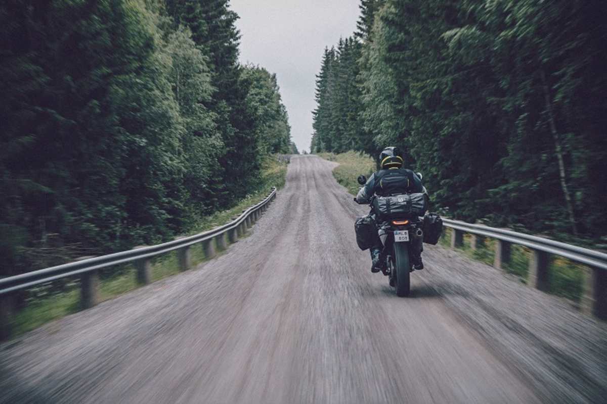 Husqvarna Norden 901: Nachschauen, wie es hinter dem Horizont aussieht