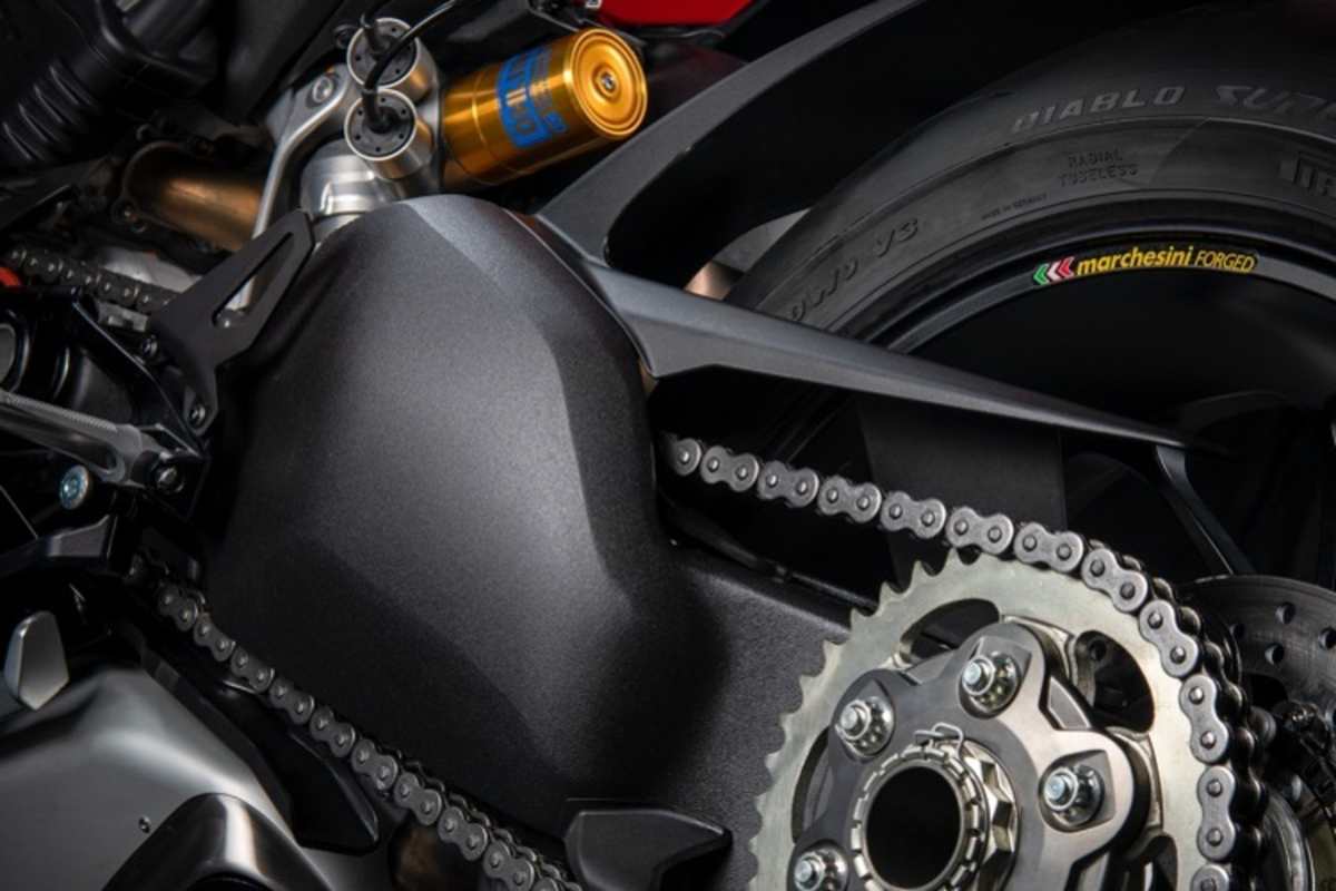 Minime Modifikationen: Unter anderem wurde der Schweingendrehpunkt 4 mm höher positioniert