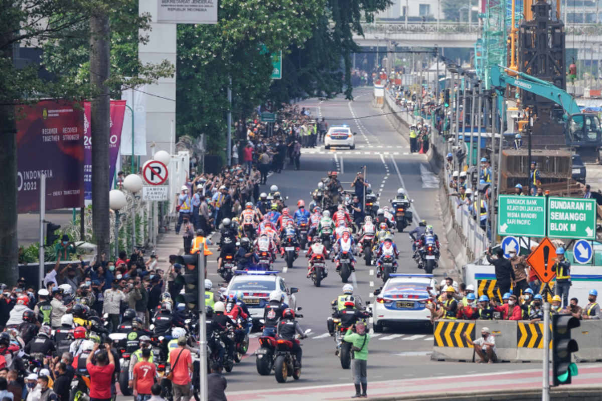 Über 4 km zog der Zug durch die Hauptstadt Indonesiens