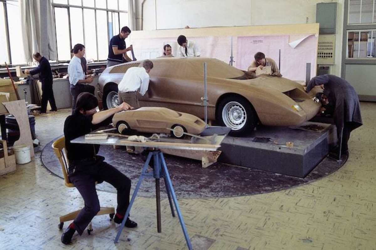 Arbeit am Plastilin-Modell