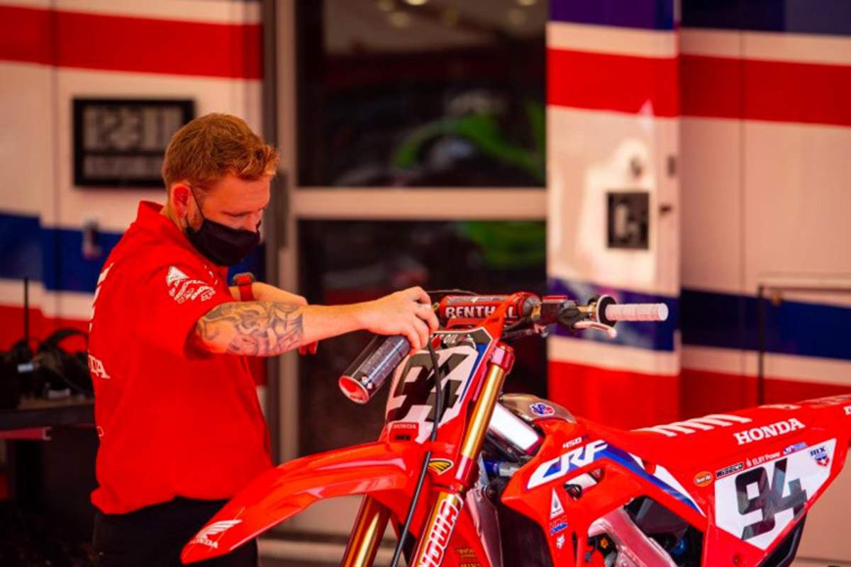 Ken Roczen testete neue Teile