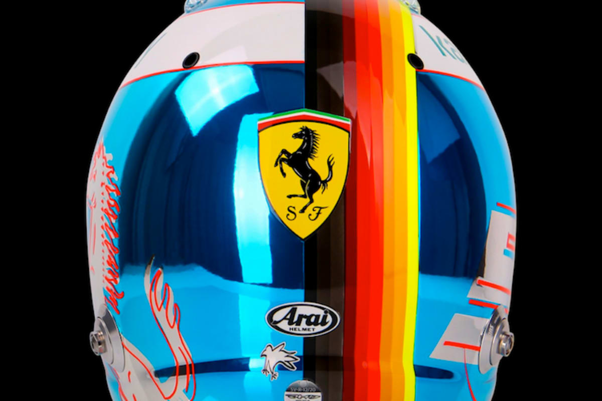 Der neue Helm von hinten