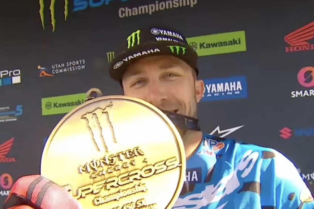 Eli Tomac erhielt in Salt Lake City seine Meisterschaftsmedaille