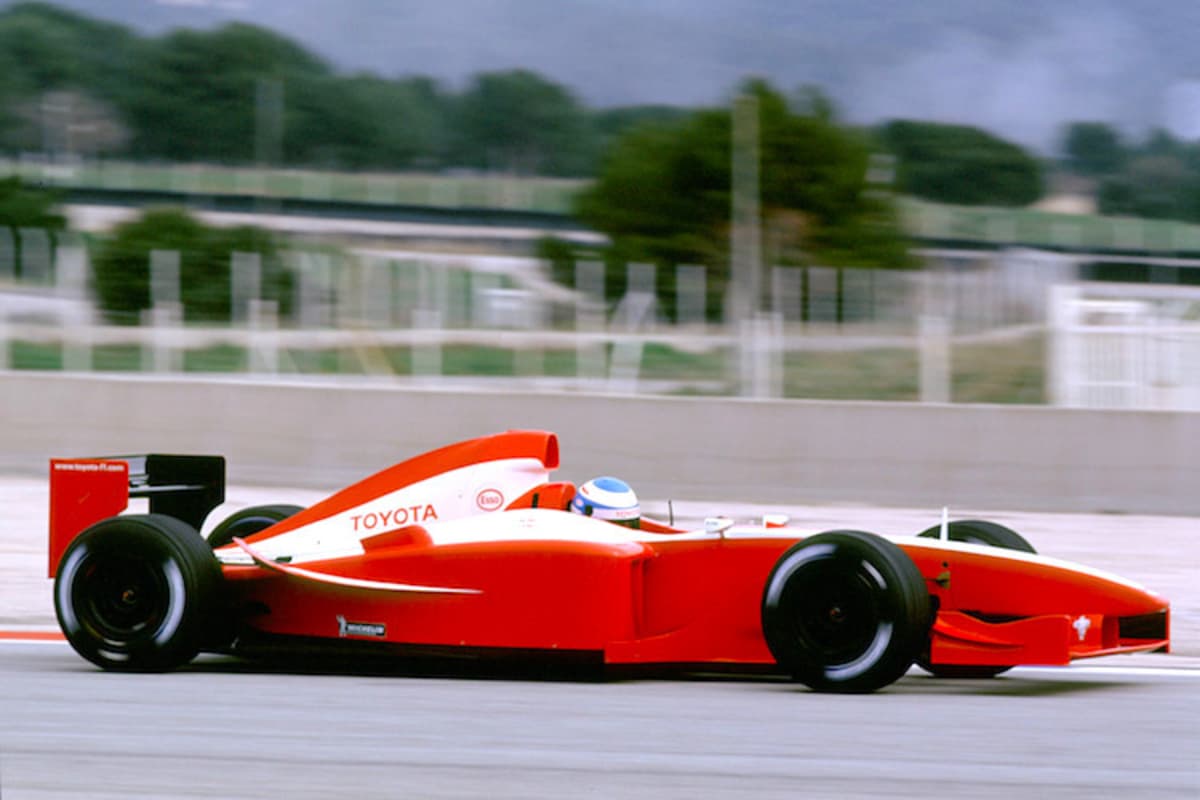 Toyota testet 2001 in Le Castellet