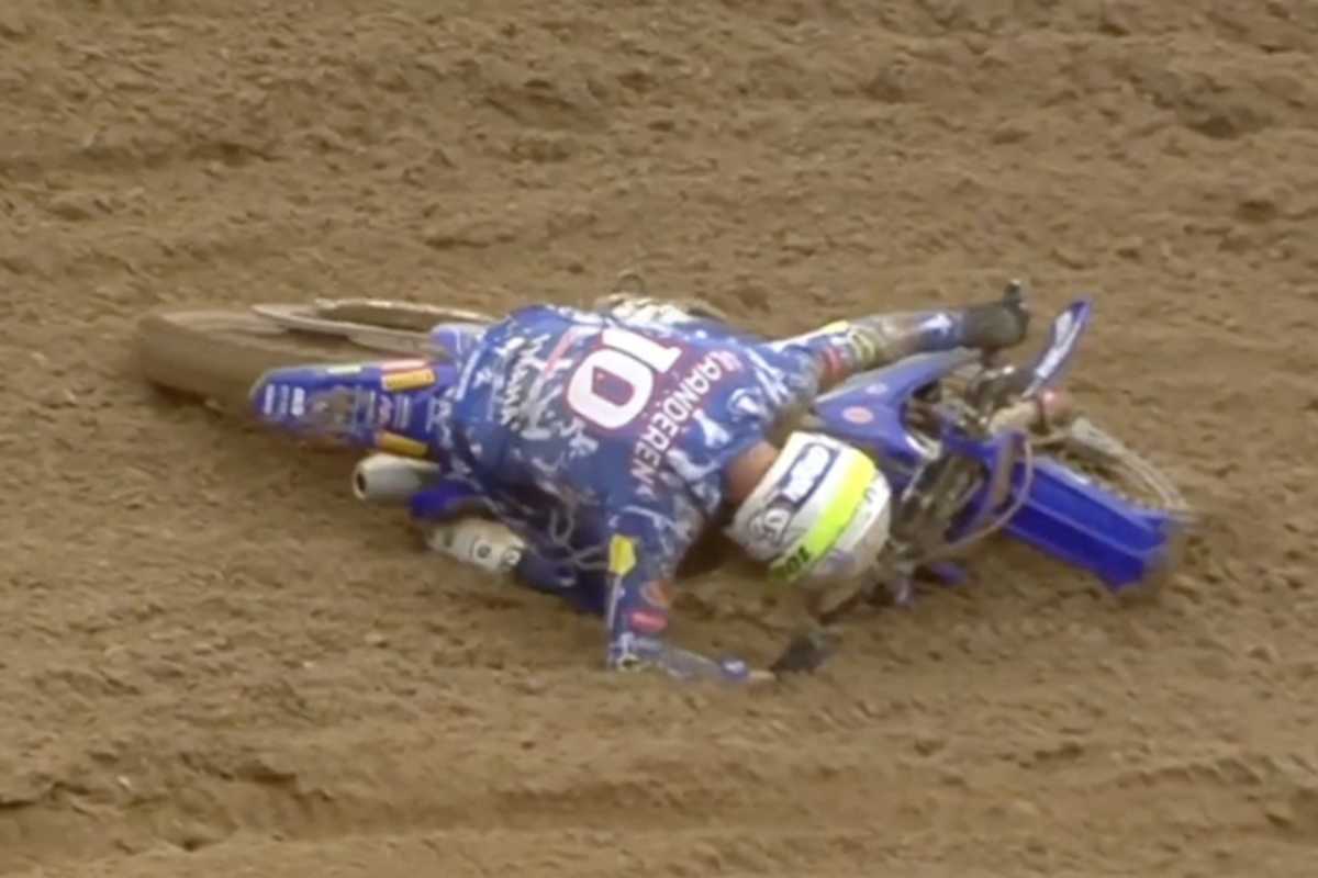 Auch Calvin Vlaanderen stürzte