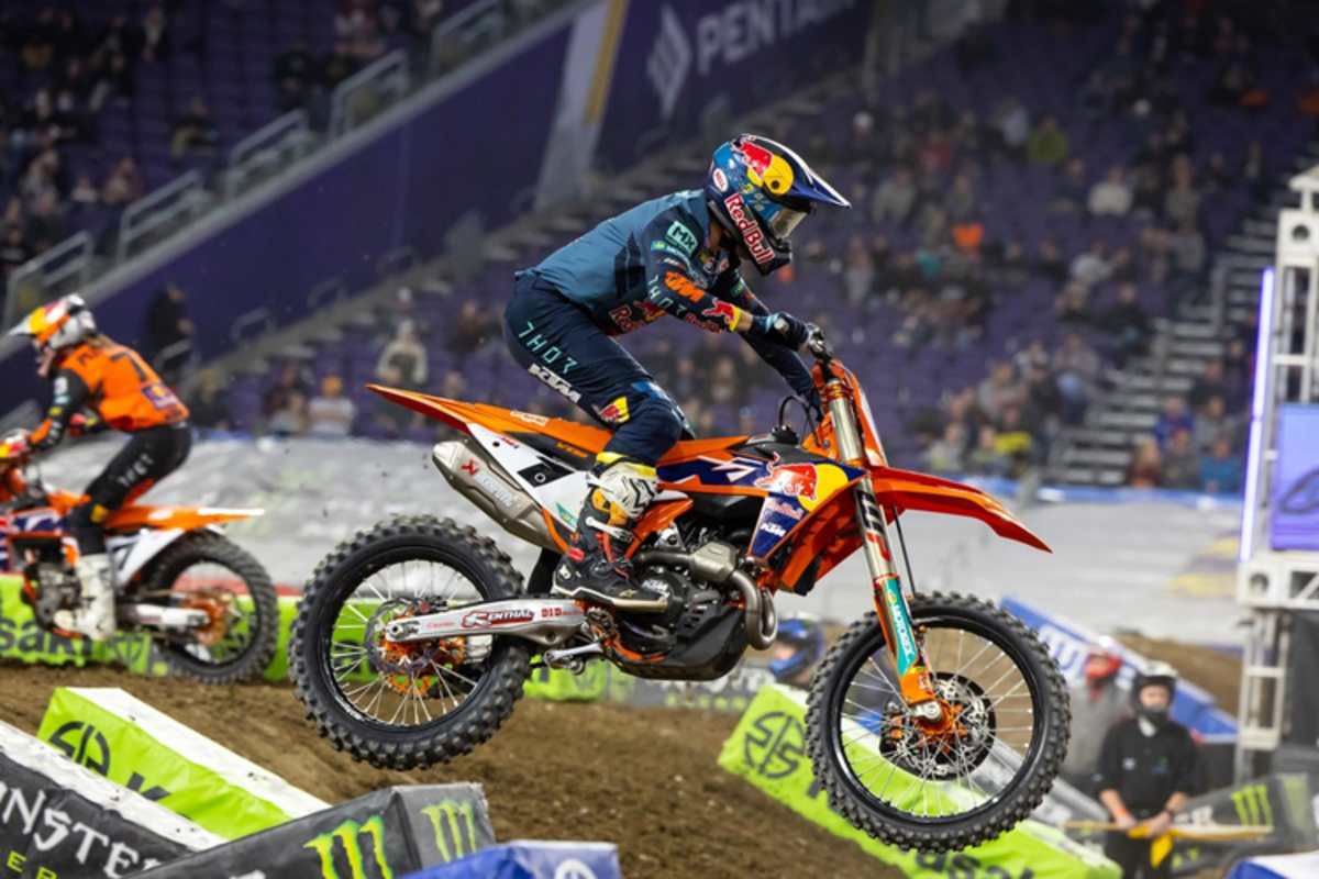 Webb in den Whoops von Minneapolis