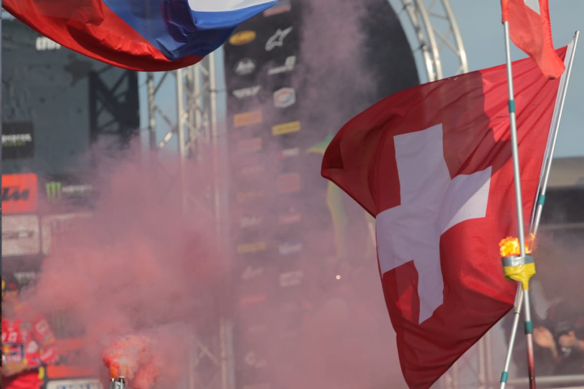 Jeremy Seewer wird von den Schweizer Fans gefeiert