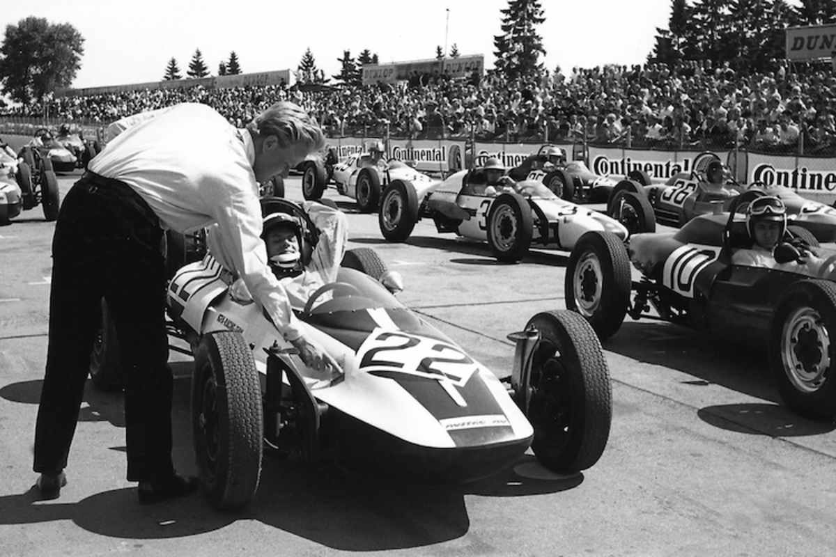 Klassische Vierer-Seilschaft: Die beiden Kaimann-Piloten Breinsberg (vorn) und Bross (dahinter) mit Roos und Voglberger im Schlepptau 1969 am Ring