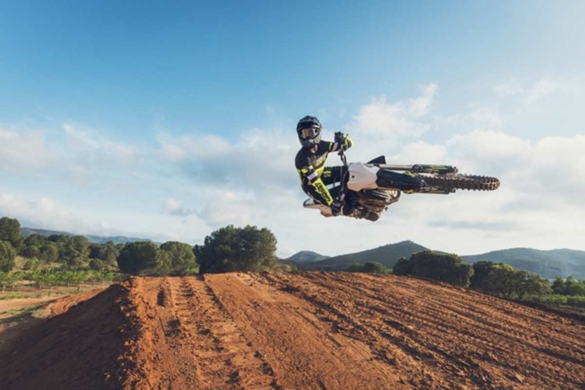 Damit wäre demonstriert, was mit der Triumph TF450-X physikalisch möglich ist