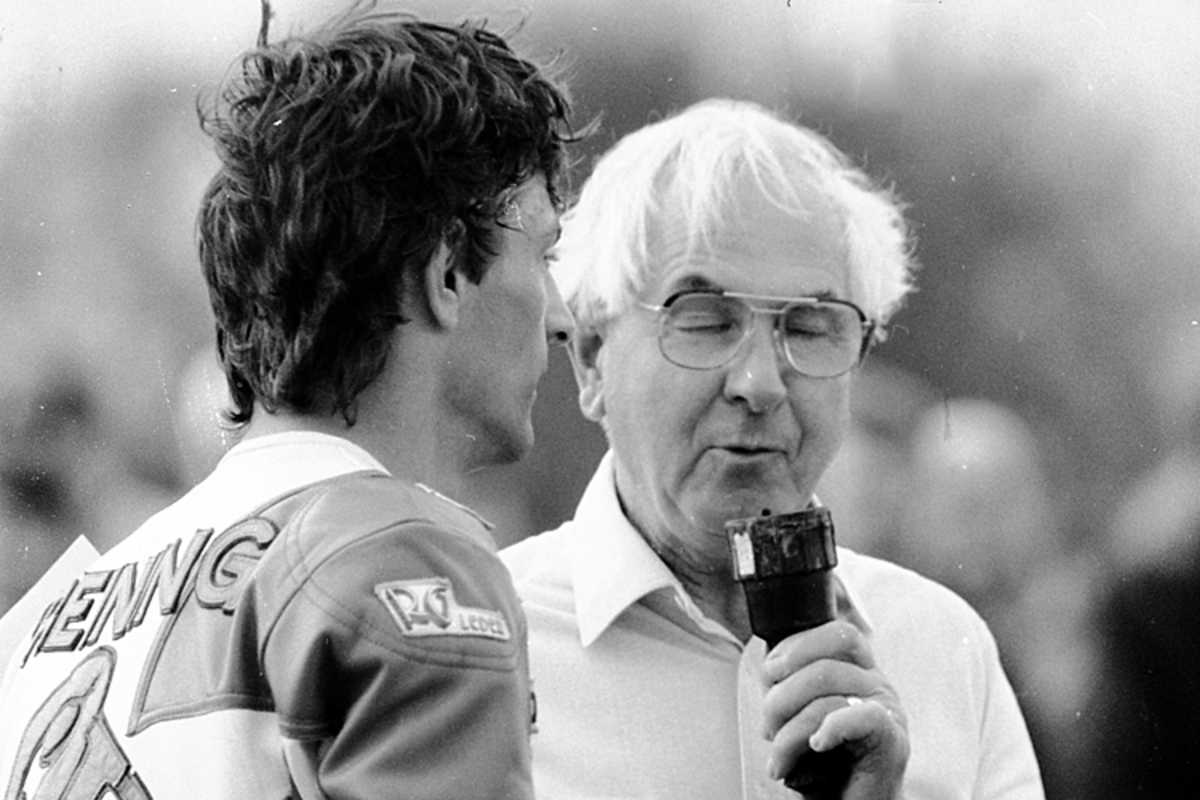 Nachs einem Premirensieg in der 250er-EM durfte Preining zum Interview