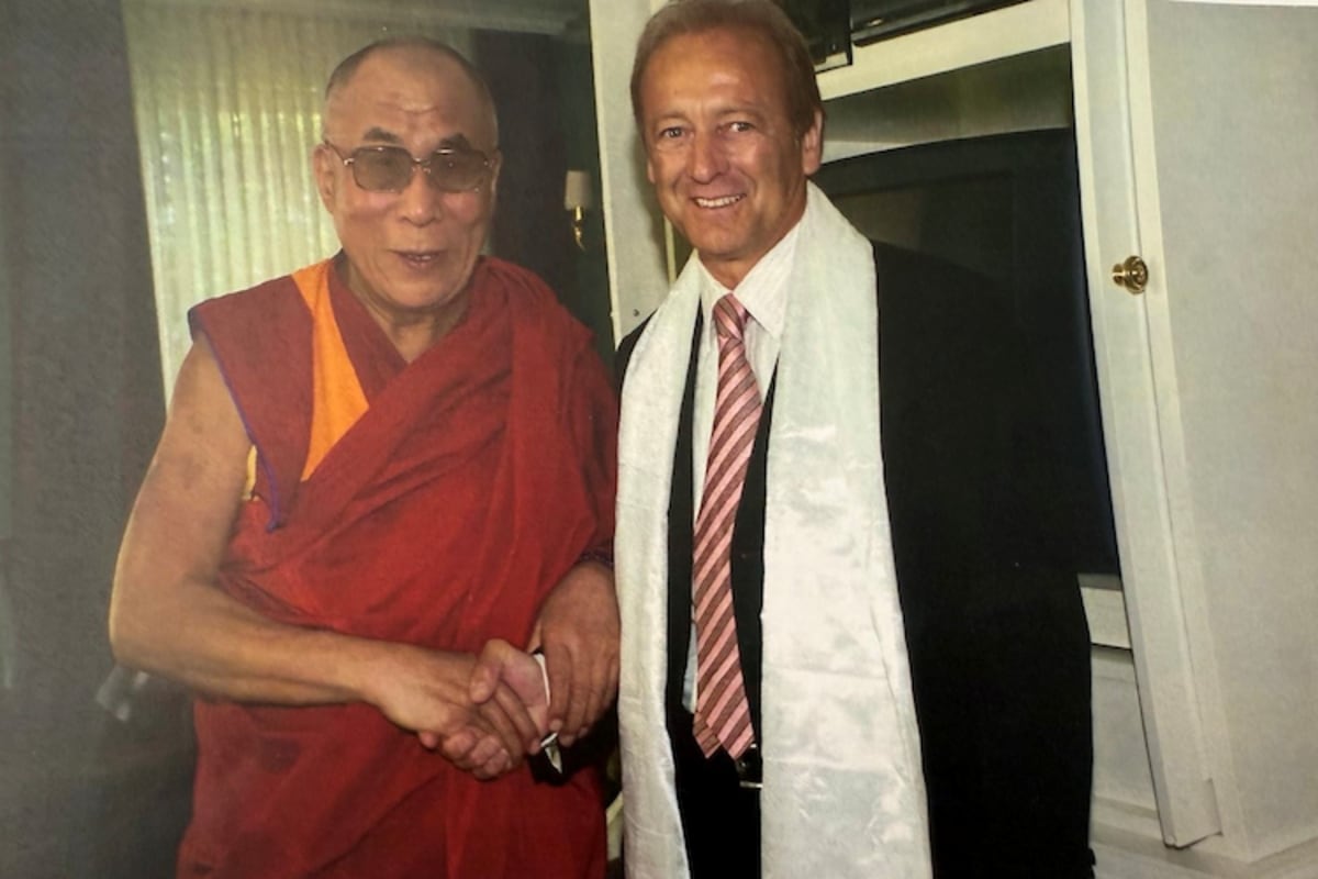Shakehands mit den Großen der Welt: Heinz mit dem Dalai Lama...