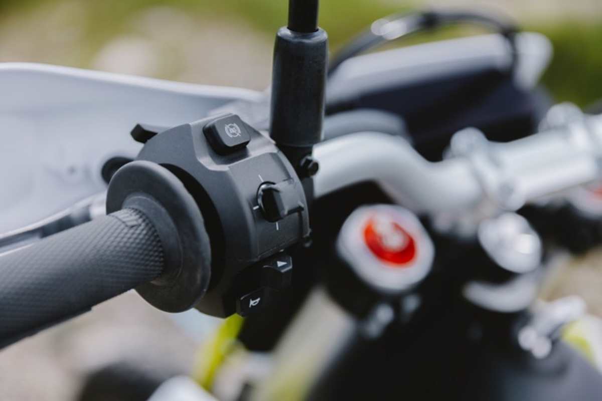 ABS auf Knopfdruck Tschüss - danke, Husqvarna