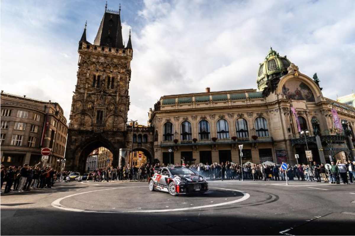 Prächtige Kulisse für den Auftakt der Central European Rallye in Prag