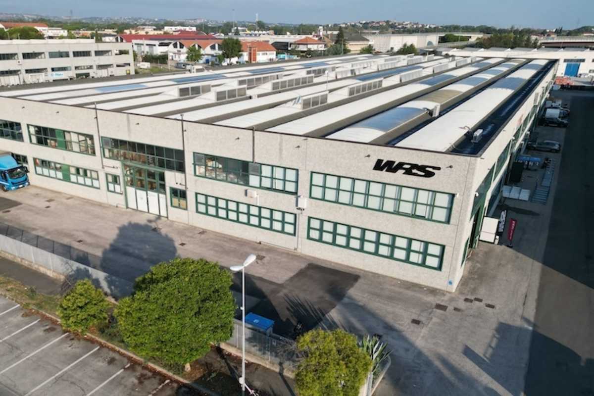 Alle Scheiben entstehen bei WRS in Cattolica, fünf Minuten entfernt von der Rennstrecke in Misano