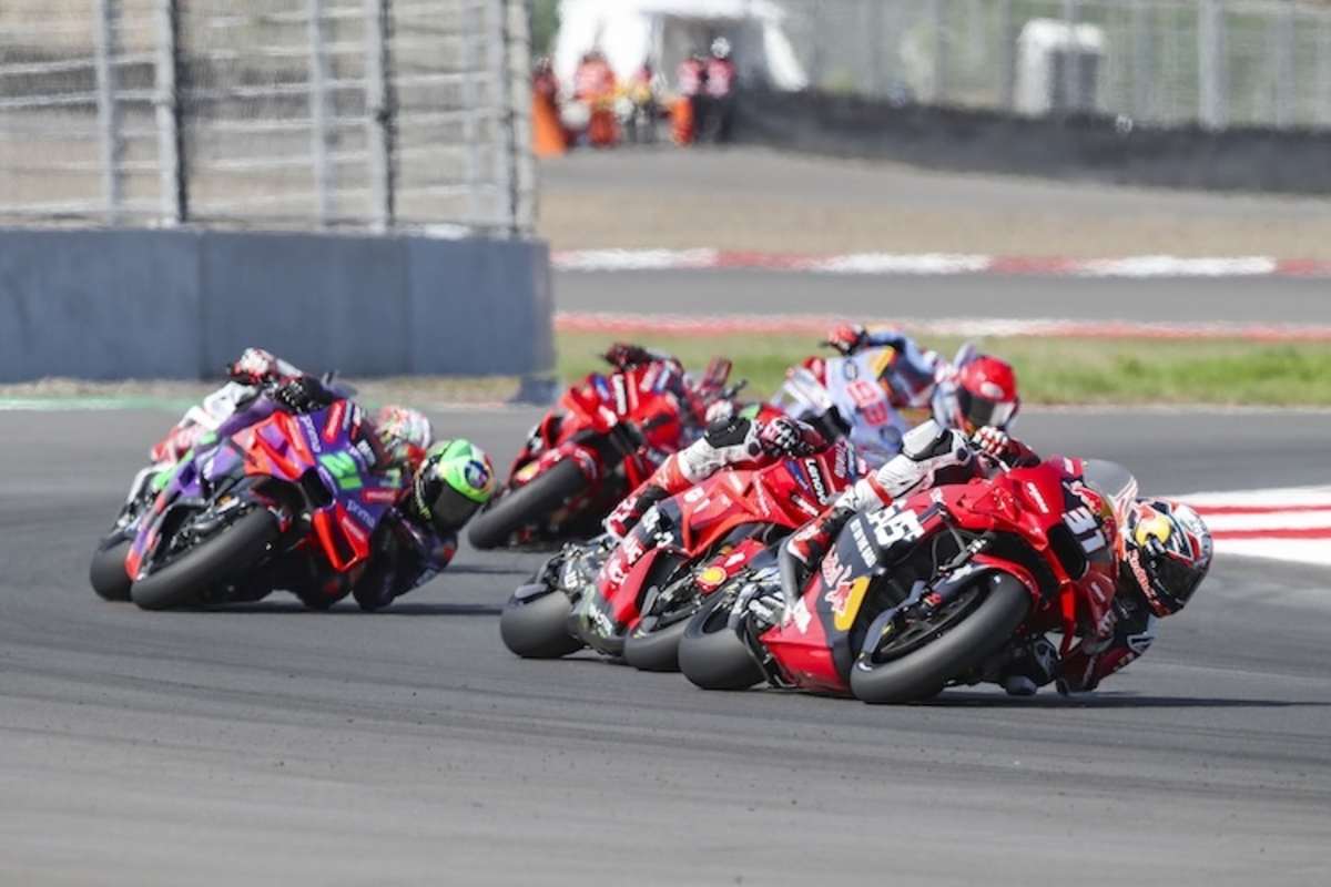 Pedro Acosta erreichte das Ziel auf Platz 2