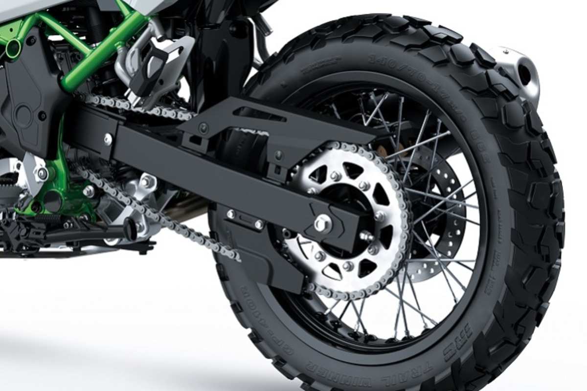 Unkonventionell: 17er Hinterrad senkt die Sitzhöhe, schränkt aber auch die Reifenauswahl ein