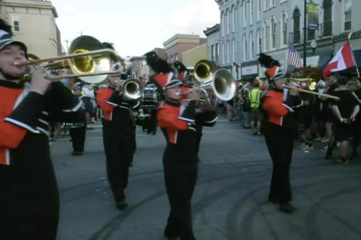 Marching Bands spielten auf