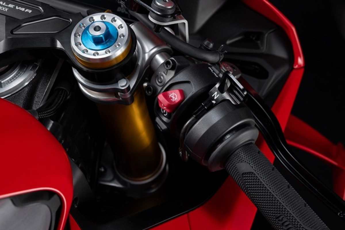 Der Getriebe-Leerlauf lässt sich nur nach Betätigung des N-Hebels einlegen - warum nicht schon immer so?