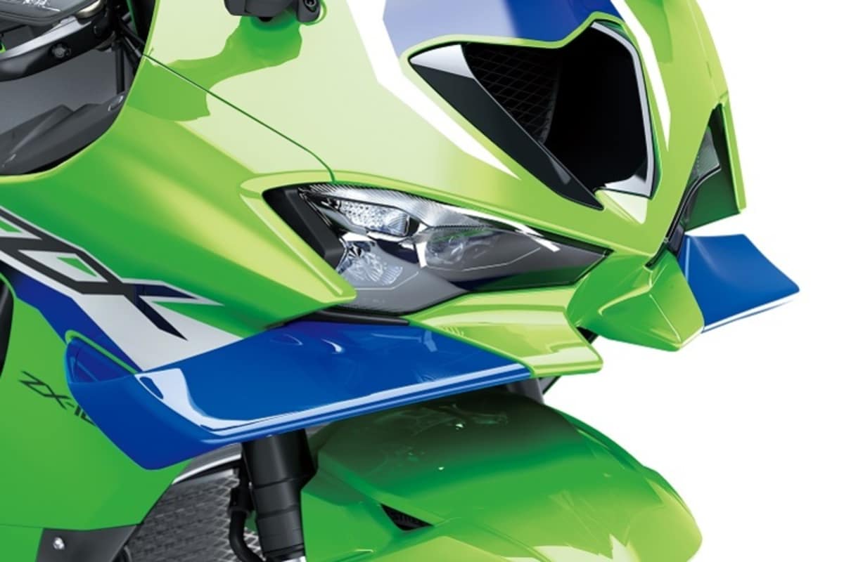 Neue Front mit vergrösserten Winglets, neu positionirtem Ram-Air und kleineren Scheinwerfern