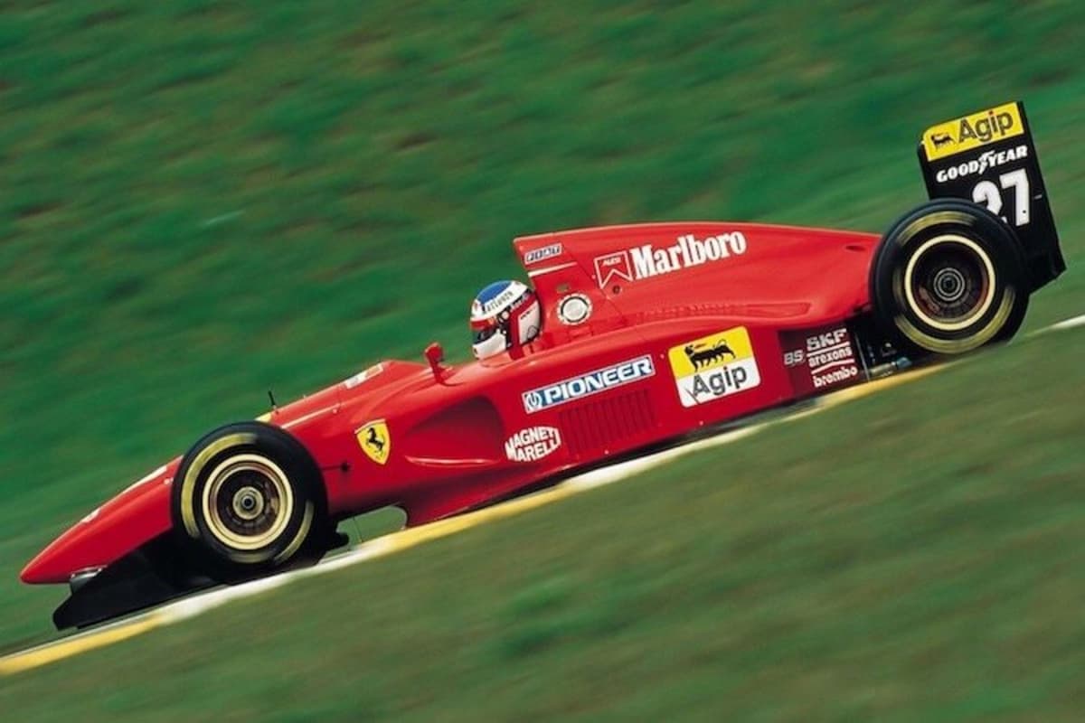 Achten Sie mal auf den Hund von Ferrari-Partner Agip