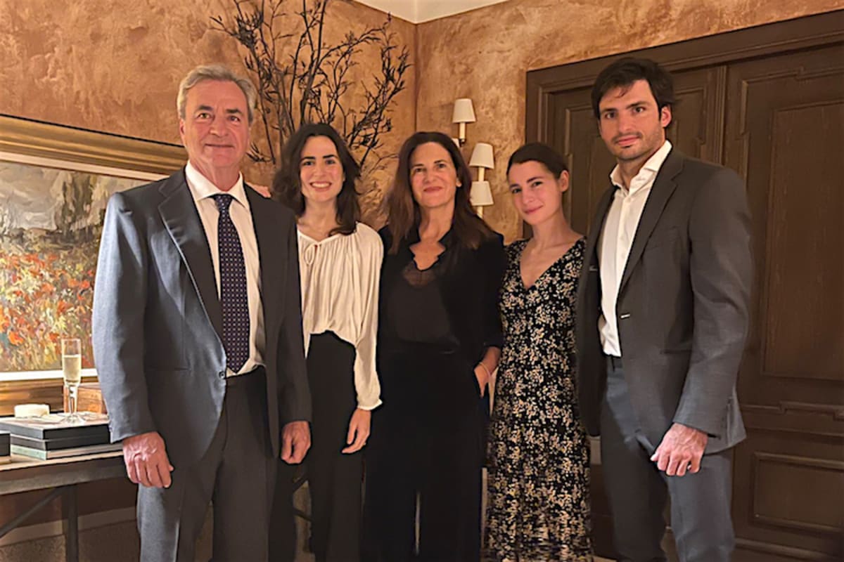 Die Familie Sainz feiert klassisch