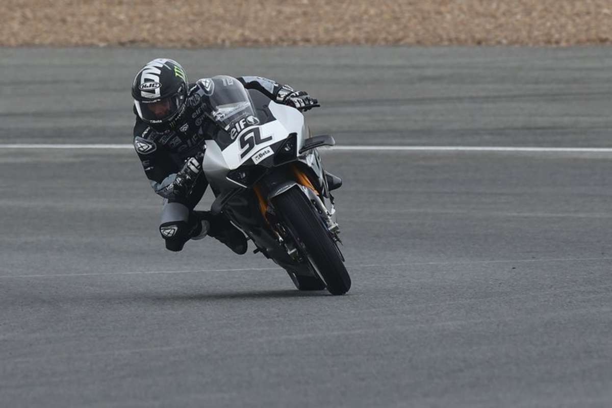 Das Superbike-Debüt von Sam Lowes mit der Ducati V4R